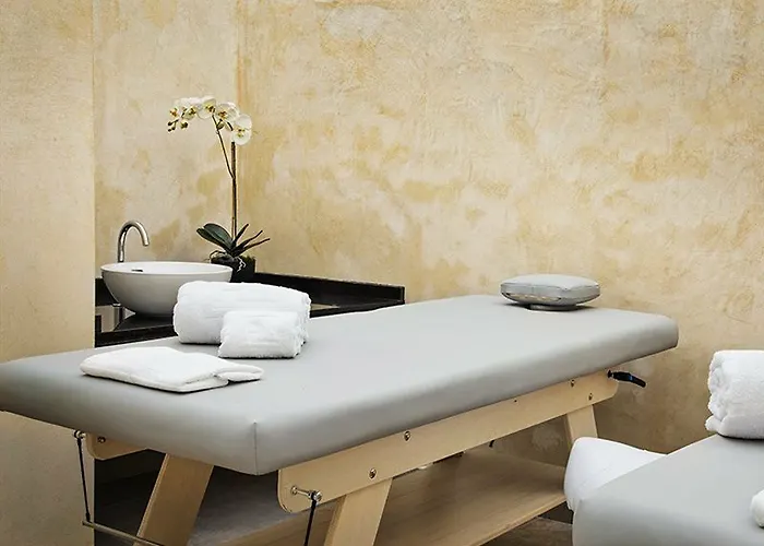 Eurostars Azahar Hotel